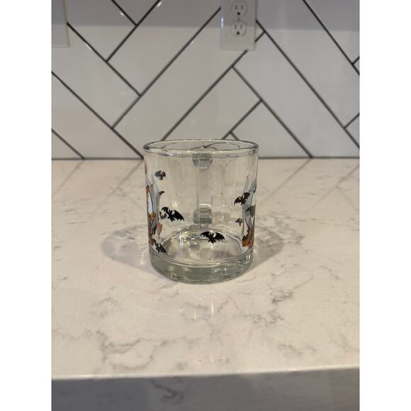 vintage Halloween glass mug featuring a witch, bats, and a full moon 90s 80s - Picture 4 of 7